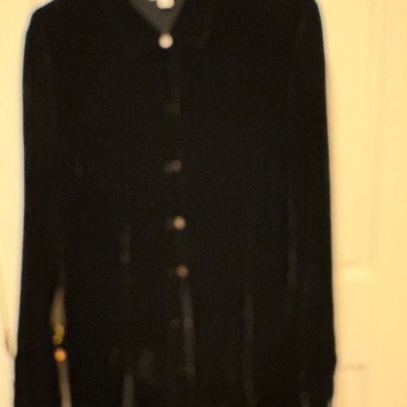 JJILL Black velvet shirt with full ruffle back size XL NWOT - Picture 3 of 7